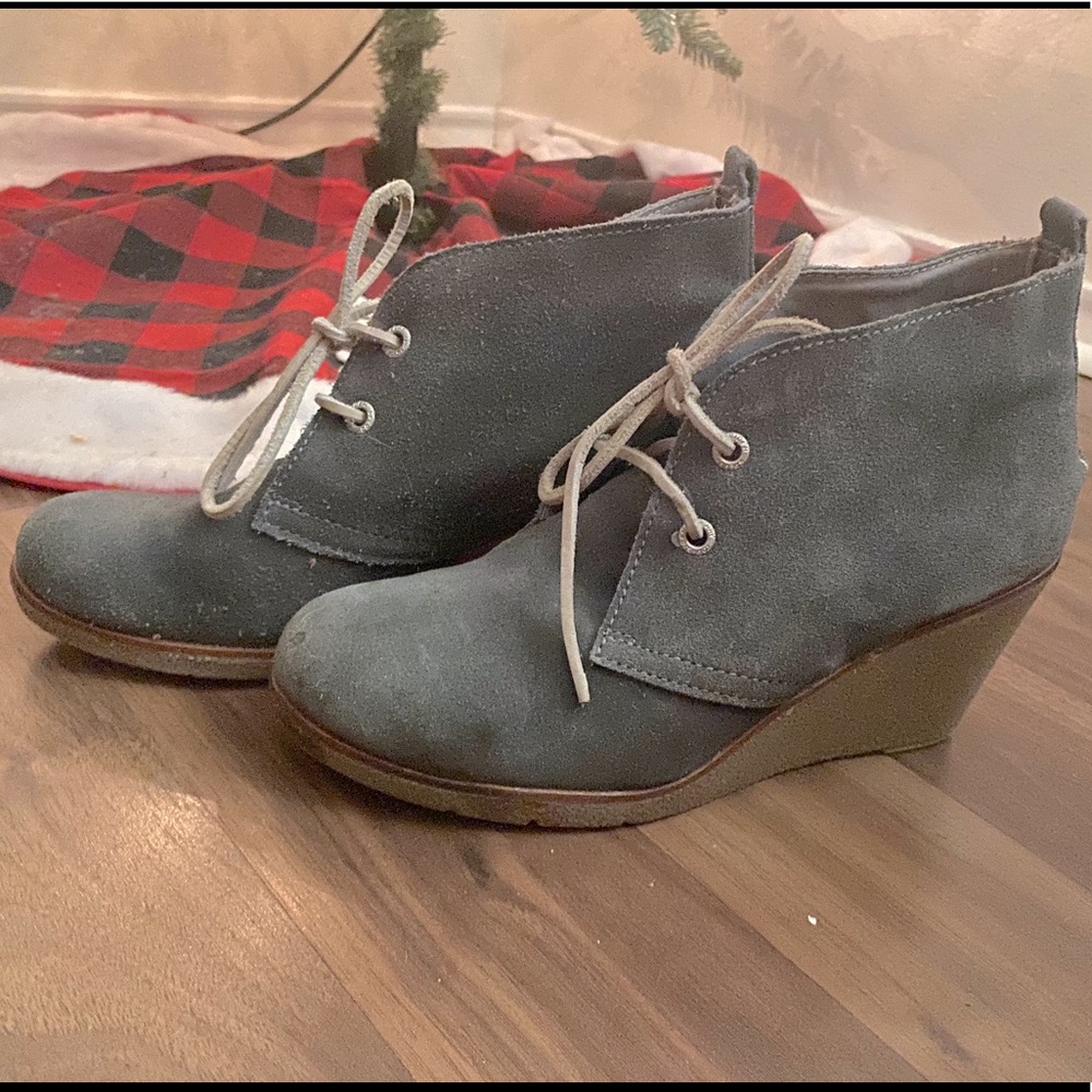 Sperry green wedge